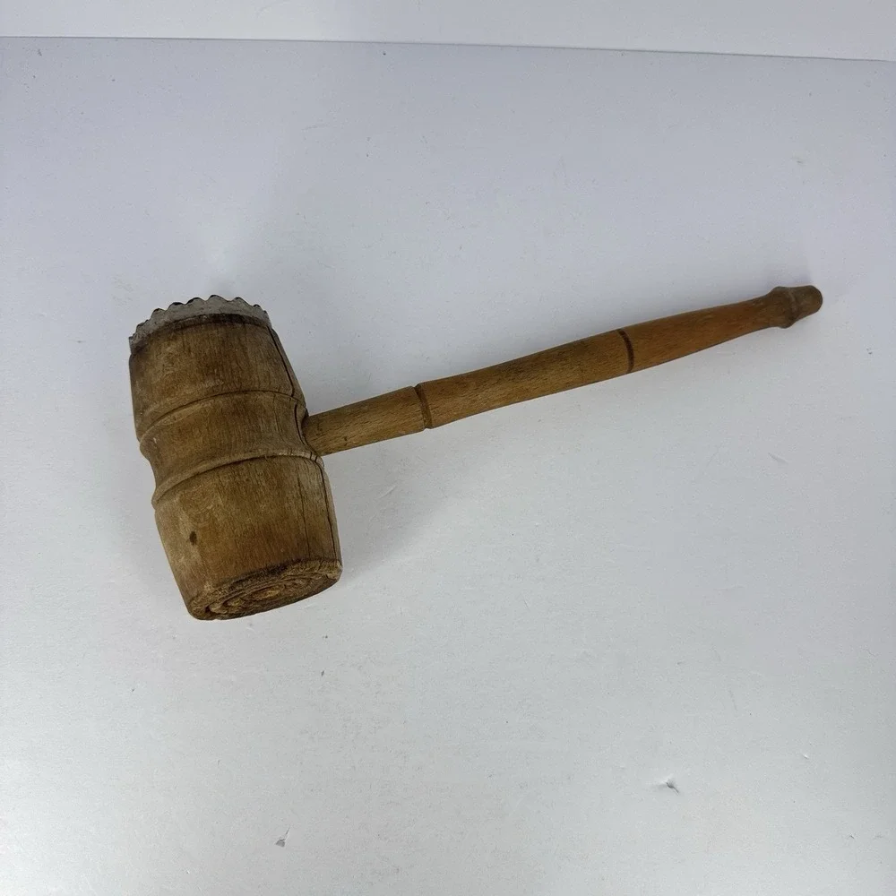 Vintage‎ Wood Meat Tenderizer Mallet Hammer Metal Textured Face READ